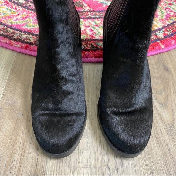 UGG Camden Exotic Black Heeled Boots sz 8 - Picture 5 of 11